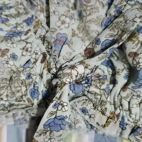 F21 beautiful skort set - Picture 9 of 12